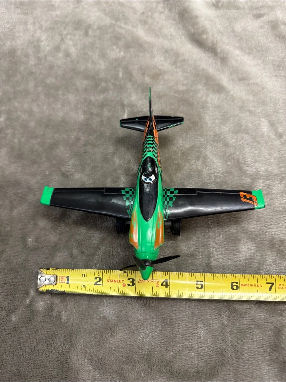 Ripslinger & Racing Disney Pixar Planes Model Plane Pullback Pull Back